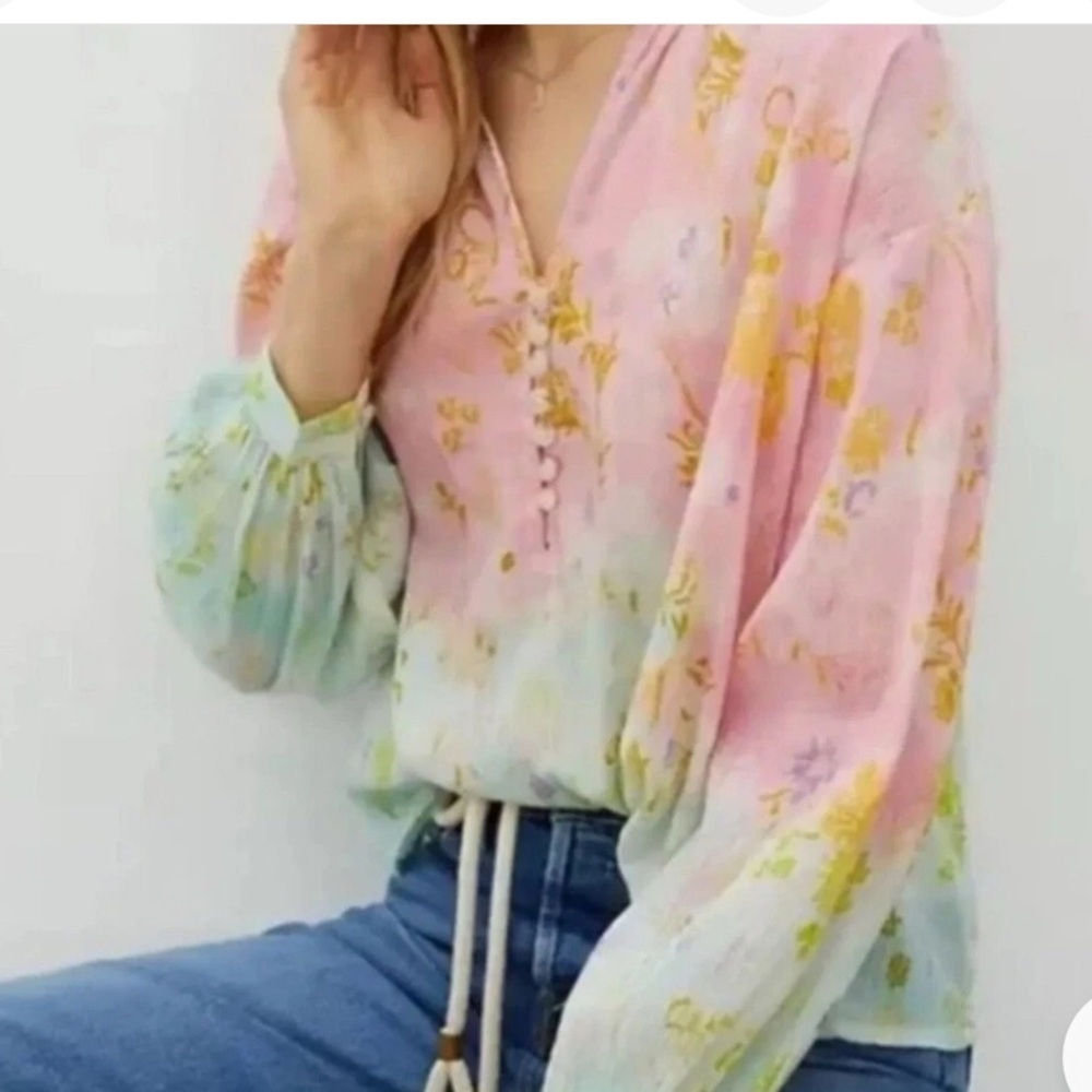 PILCRO  Tavi peasant Tue-Dye Floral long sleeve Gauze BoHo Blouse V-Neck…